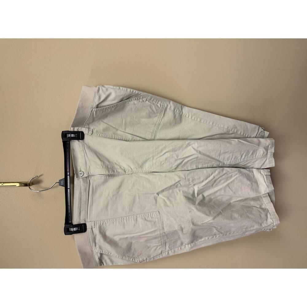 Gloria Vanderbilt Cream Capris